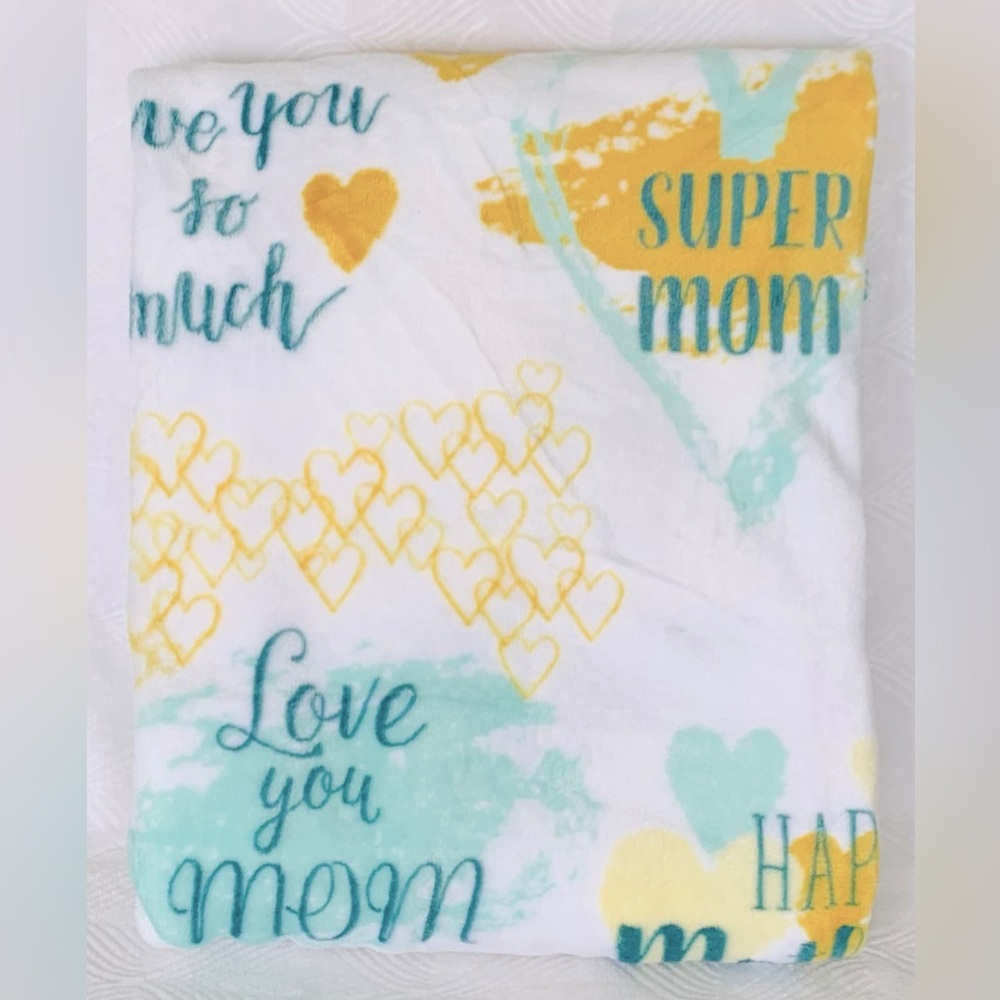 Super Mom Happy Mother’s Day Throw Blanket
